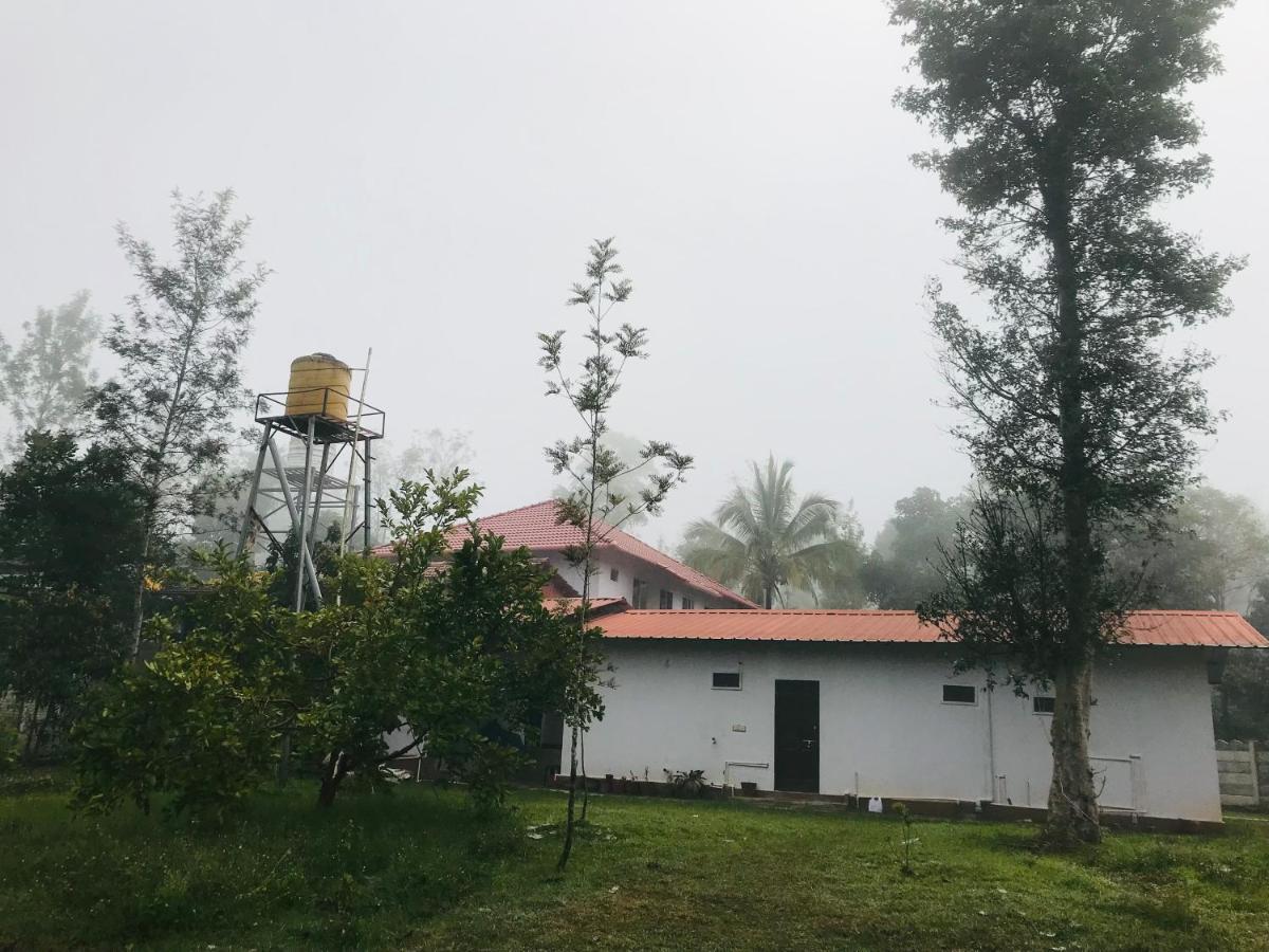 Greenhouse Homestay Siddapura  Exterior photo