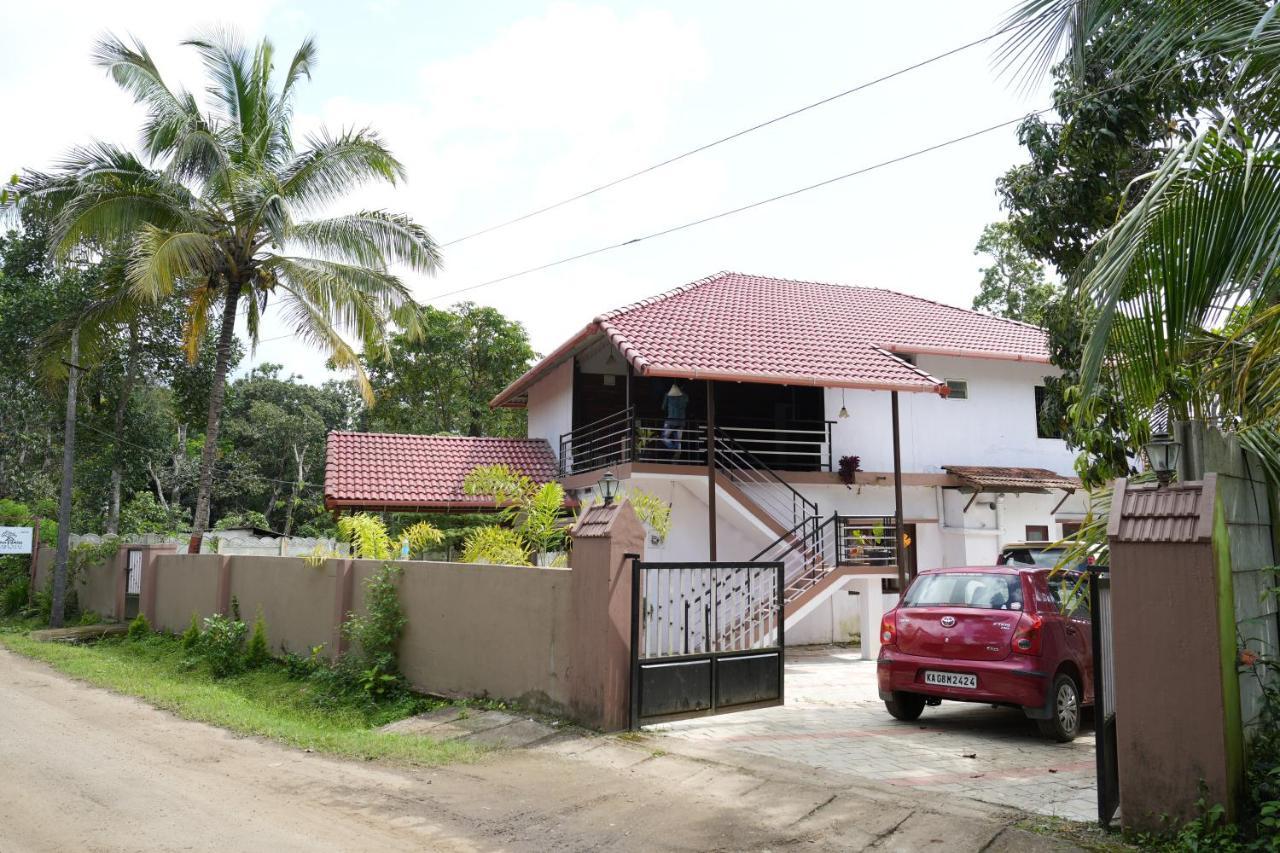 Greenhouse Homestay Siddapura  Exterior photo