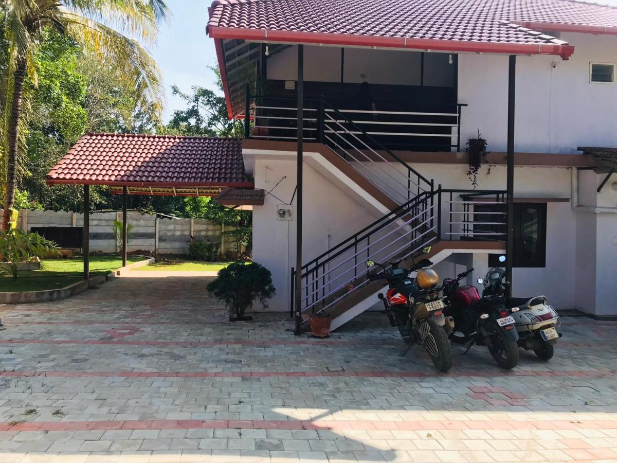 Greenhouse Homestay Siddapura  Exterior photo